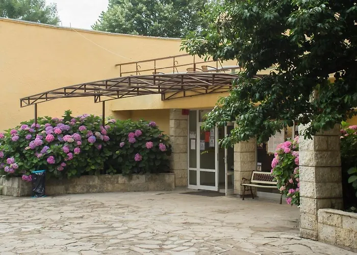 Хотел балканика